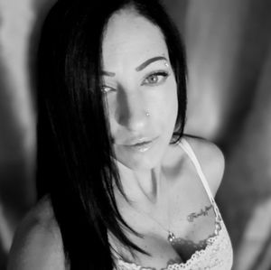 Meet your Posher, Marie-christine